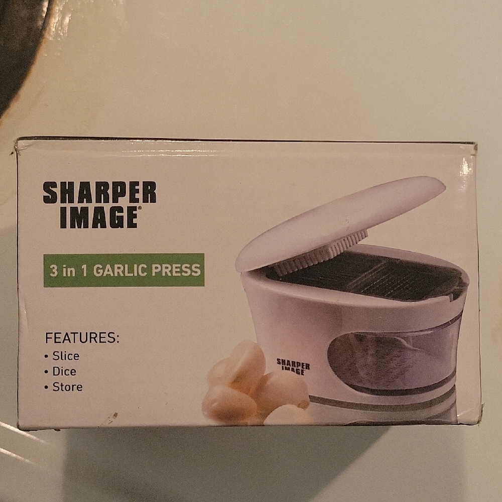 SHAPER IMAGE GARLIC PRESS